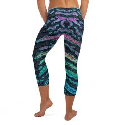 FinfolkProductions Prism Seas Capri Leggings