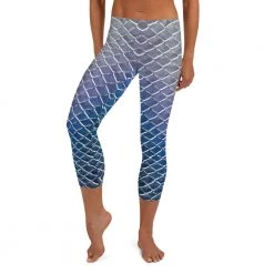 FinfolkProductions Clair De Lune Capri Leggings