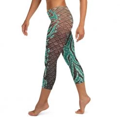 FinfolkProductions Song Of The Sea Capri Leggings