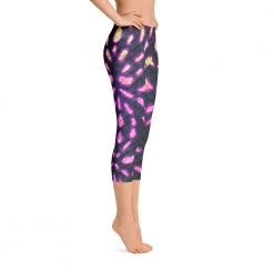 FinfolkProductions Electra Capri Leggings