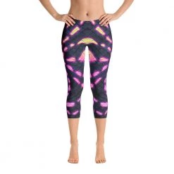 FinfolkProductions Electra Capri Leggings