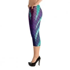 FinfolkProductions Aurora Capri Leggings