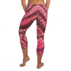 FinfolkProductions Sarabi Capri Leggings