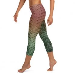 FinfolkProductions Riverbend Capri Leggings